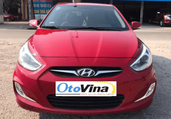 OtoVina.net bao trọn gói phí dịch vụ sang tên đổi chủ xe ô tô khi mua bán xe Hyundai Accent cũ tại trung tâm