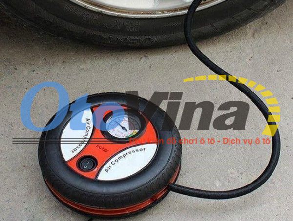 Máy bơm hơi ô tô Air Compressor là một trong những loại thiết bị bơm xe hơi siêu rẻ có xuất xứ ở Trung Quốc: 100.000 VNĐ