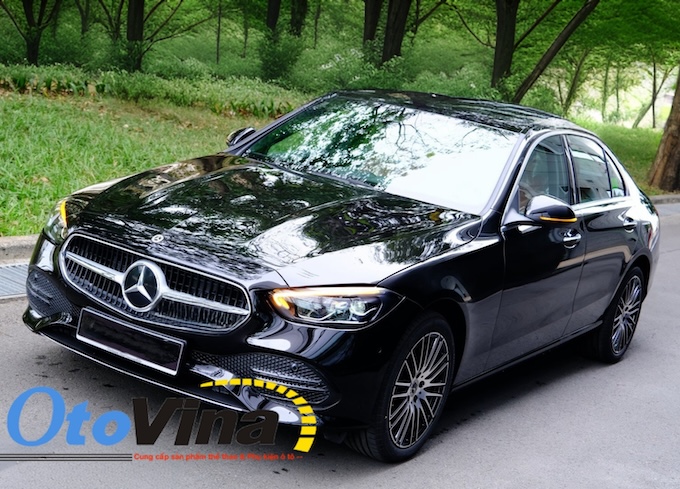 Bán xe Mercedes-Benz C200 Avantgarde Plus cũ siêu lướt chỉ 1 tỷ 600