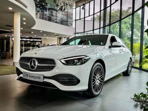 Bán xe Mercedes Benz C200 Avantgarde Plus cũ siêu lướt chỉ 1 tỷ 600