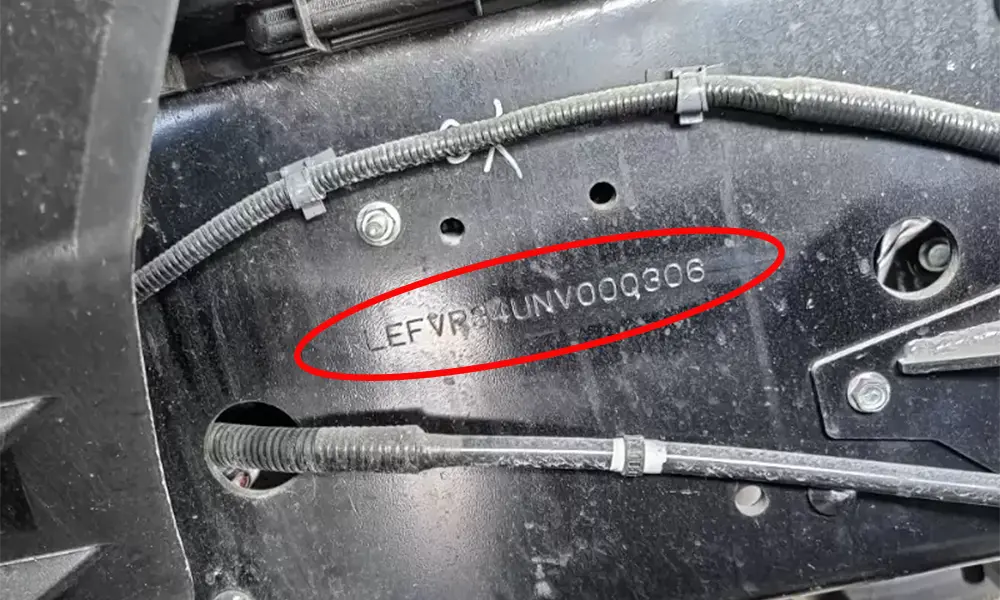 Cách cà số khung số máy xe ô tô chính xác nhất