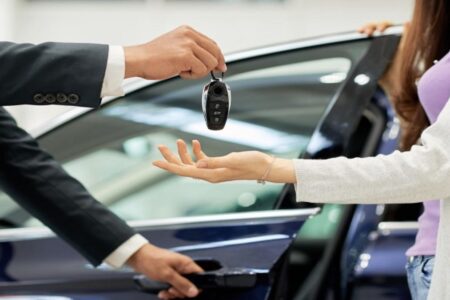 cung cấp dịch vụ sang tên xe oto tại Bắc Ninh chuyên nghiệp, hỗ trợ hoàn tất thủ tục nhanh chóng, an toàn và đúng quy định.